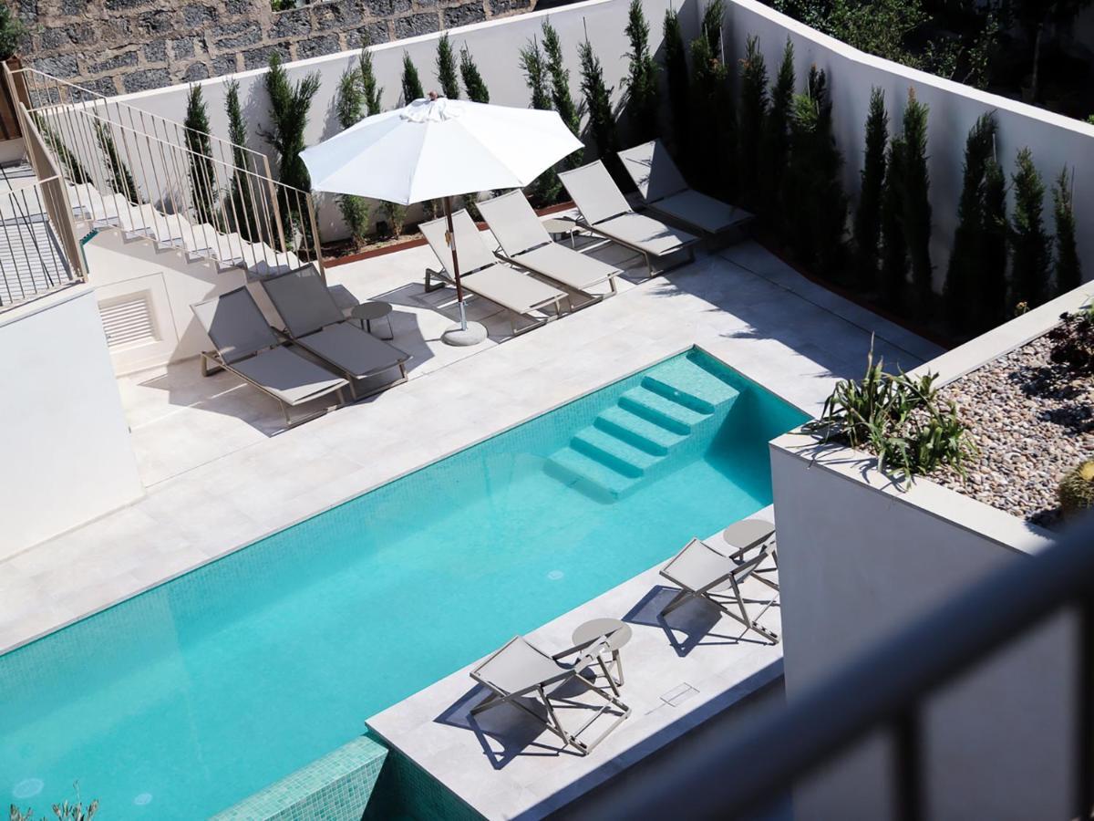 Ynaira Hotel & Spa Ariany Exterior photo