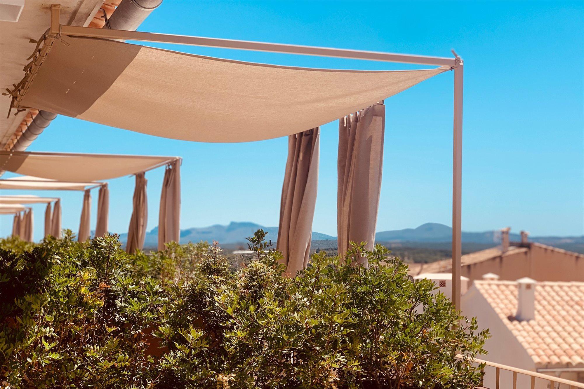 Ynaira Hotel & Spa Ariany Exterior photo